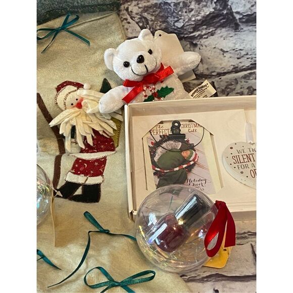 Christmas is here Bundle😇‎ - Picture 2 of 8